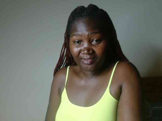 Sexxy-pretty24 webcam