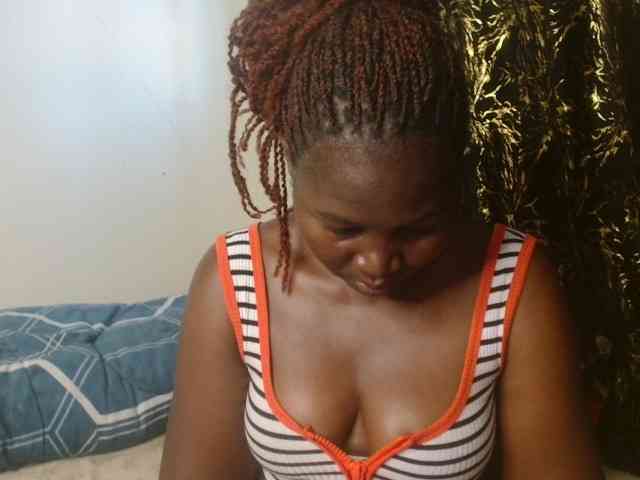 Sexxy-pretty24 webcam