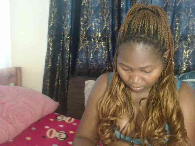 Sexxy-pretty24 webcam