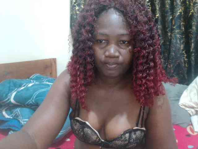 Sexxy-pretty24 webcam