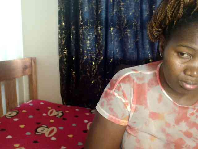 Sexxy-pretty24 webcam