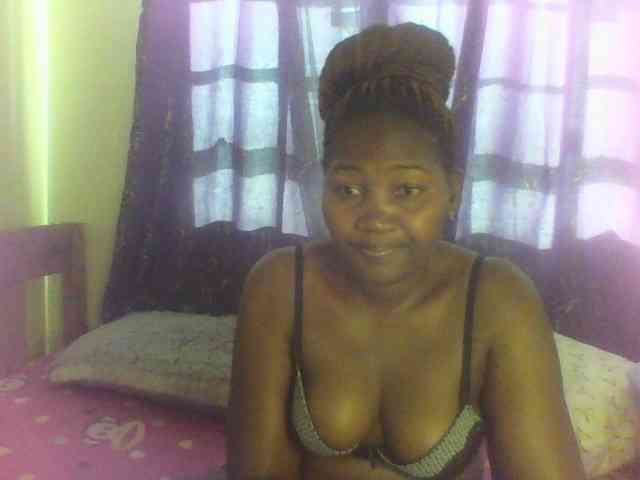 Sexxy-pretty24 webcam