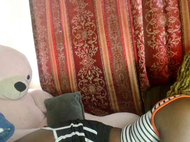 Sexxy-pretty24 webcam