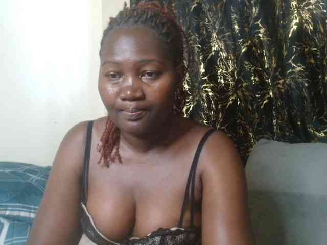 Sexxy-pretty24 webcam