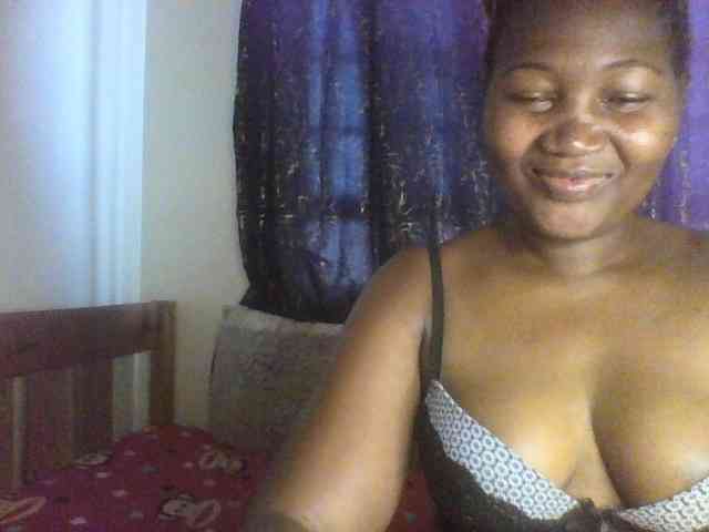 Sexxy-pretty24 webcam