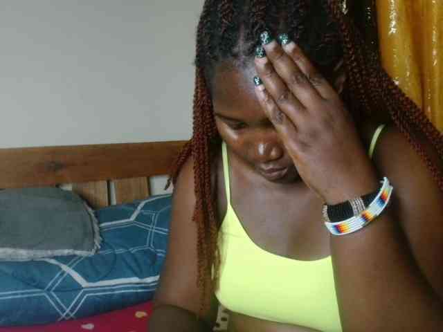 Sexxy-pretty24 webcam