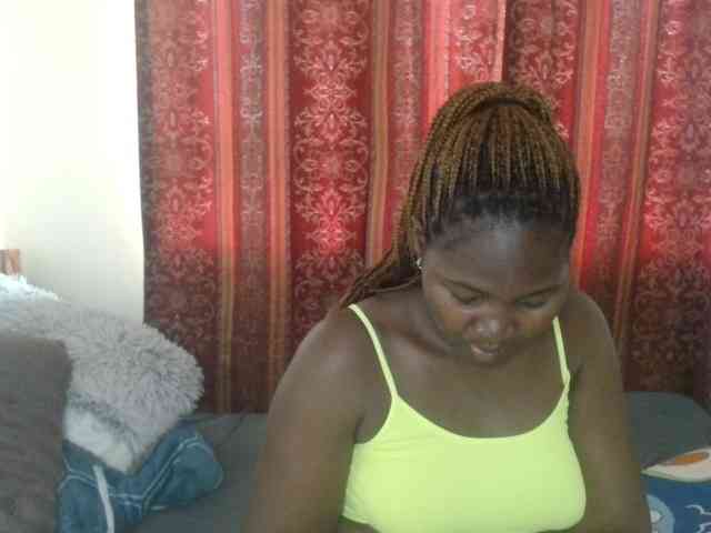 Sexxy-pretty24 webcam