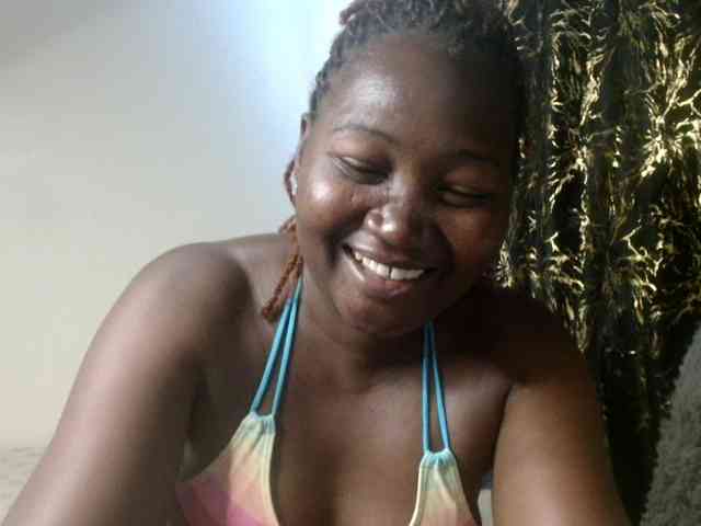 Sexxy-pretty24 webcam