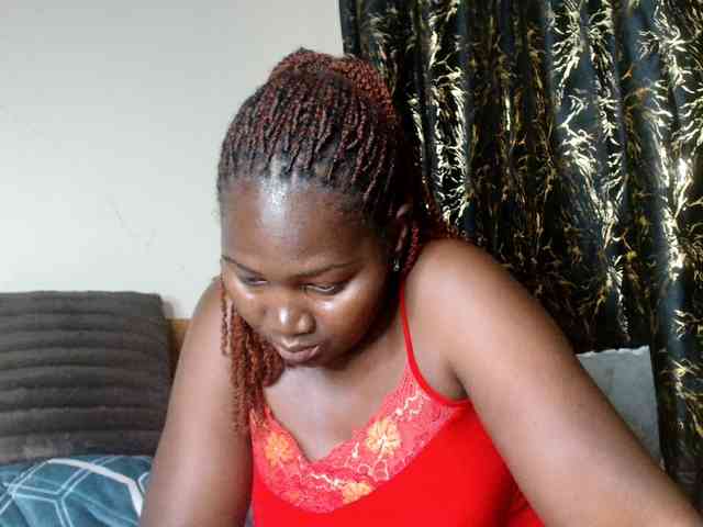 Sexxy-pretty24 webcam