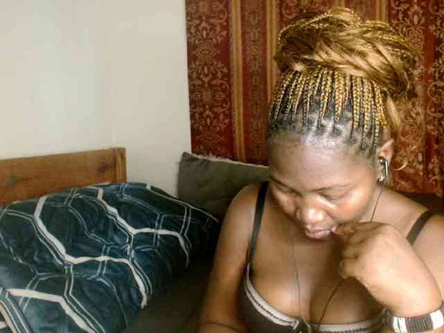Sexxy-pretty24 webcam
