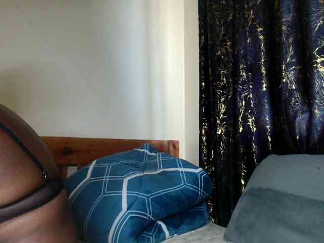 Sexxy-pretty24 webcam