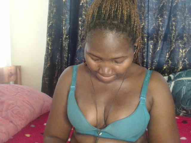 Sexxy-pretty24 webcam