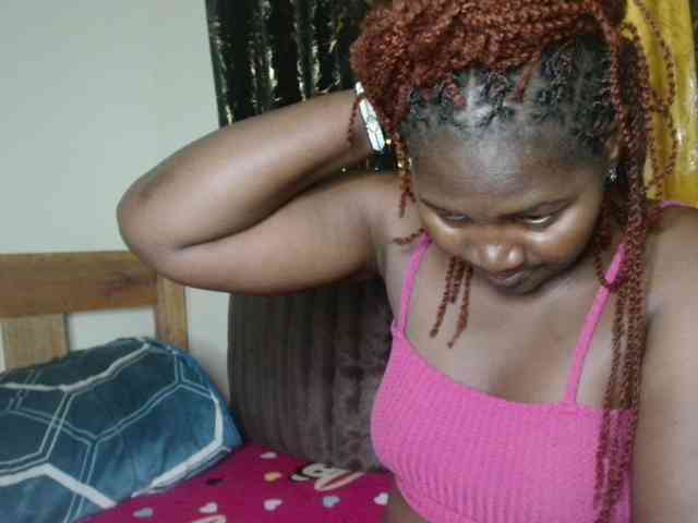 Sexxy-pretty24 webcam