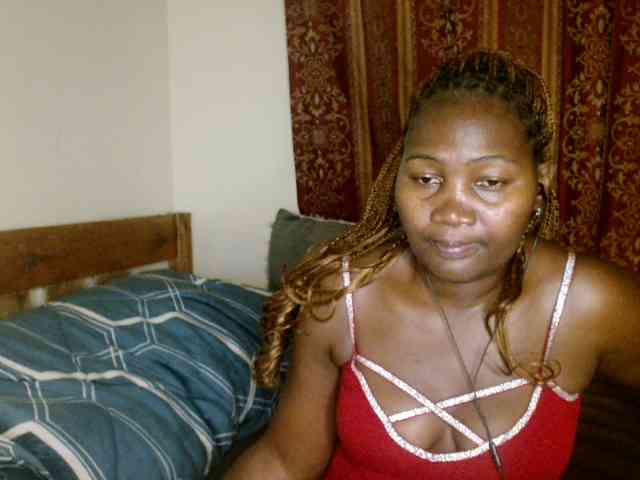 Sexxy-pretty24 webcam