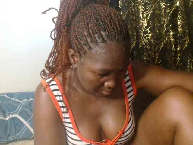 Sexxy-pretty24 webcam