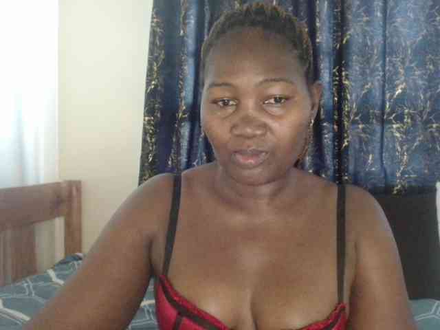 Sexxy-pretty24 webcam