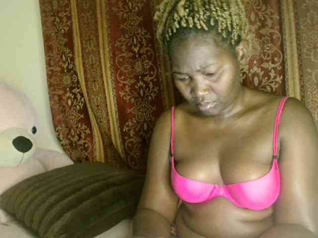 Sexxy-pretty24 webcam