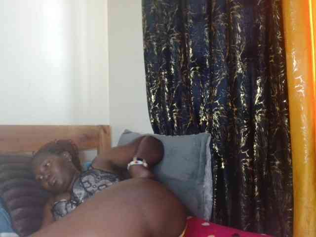 Sexxy-pretty24 webcam