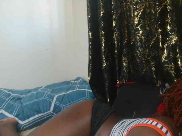 Sexxy-pretty24 webcam