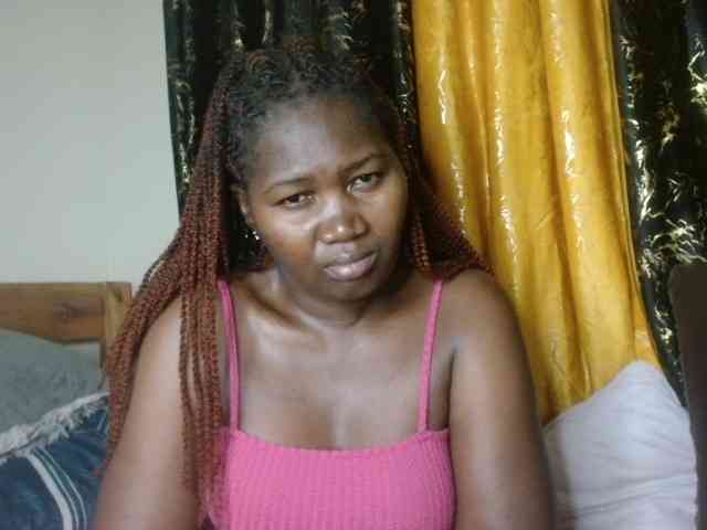 Sexxy-pretty24 webcam