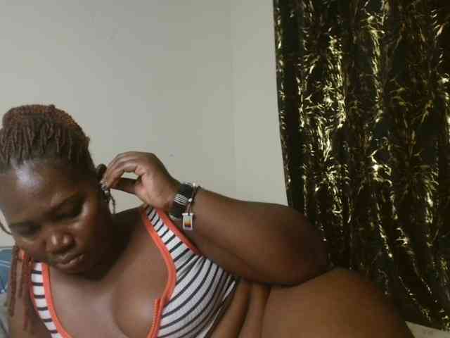 Sexxy-pretty24 webcam