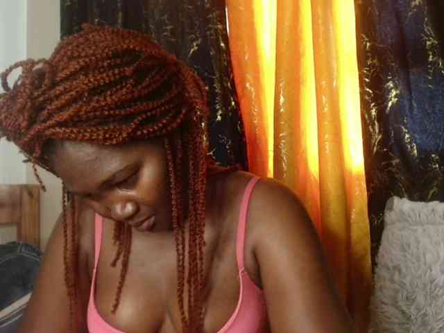 Sexxy-pretty24 webcam