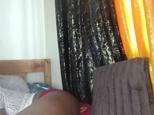 Sexxy-pretty24 webcam