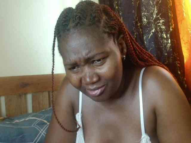 Sexxy-pretty24 webcam