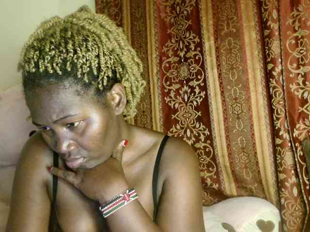 Sexxy-pretty24 webcam
