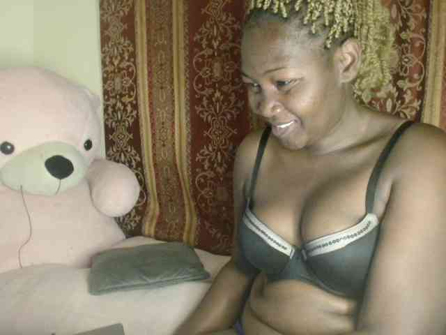 Sexxy-pretty24 webcam