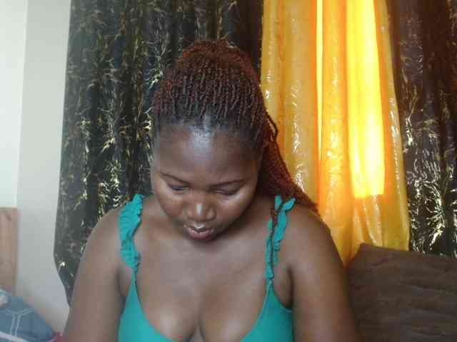 Sexxy-pretty24 webcam