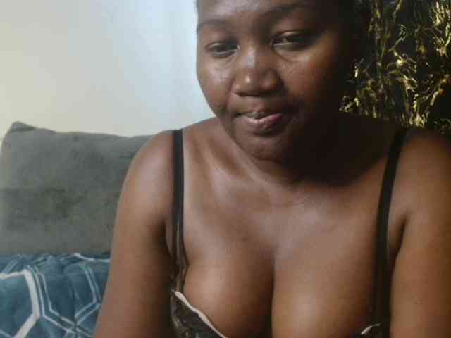 Sexxy-pretty24 webcam