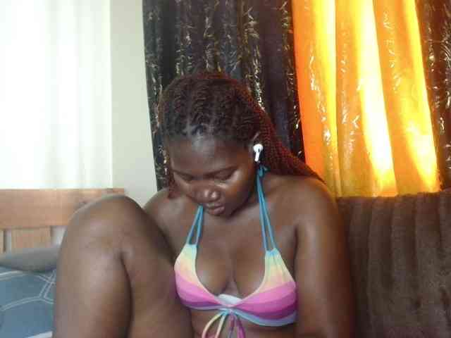 Sexxy-pretty24 webcam