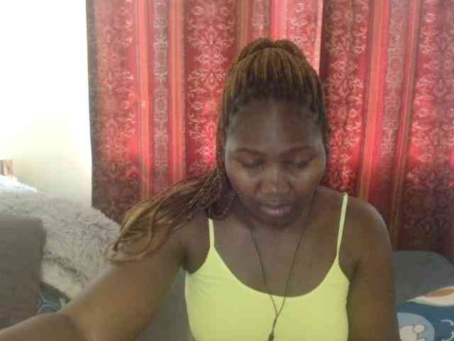 Sexxy-pretty24 webcam