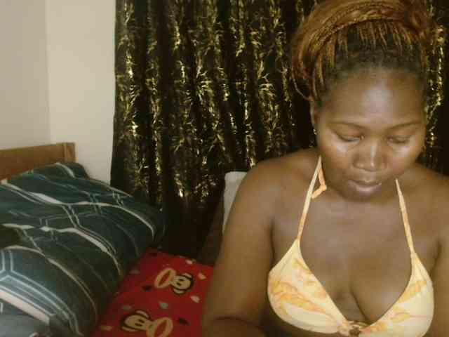 Sexxy-pretty24 webcam