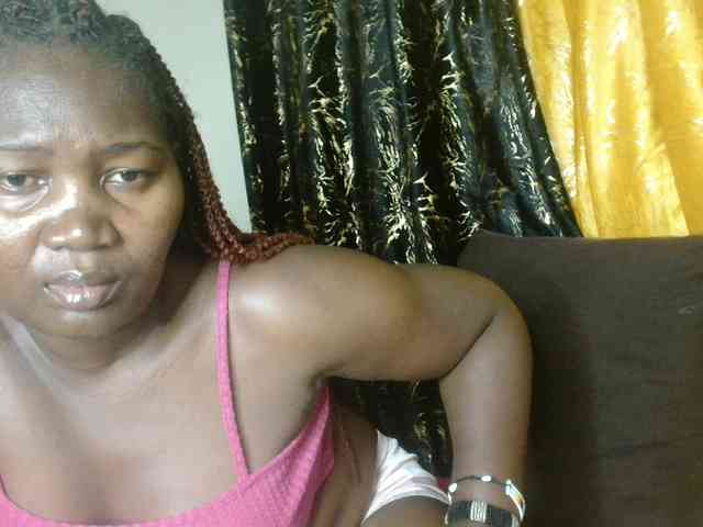 Sexxy-pretty24 webcam