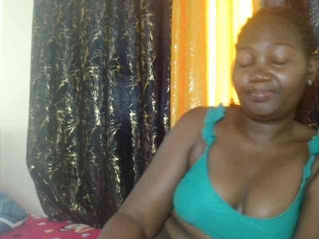 Sexxy-pretty24 webcam