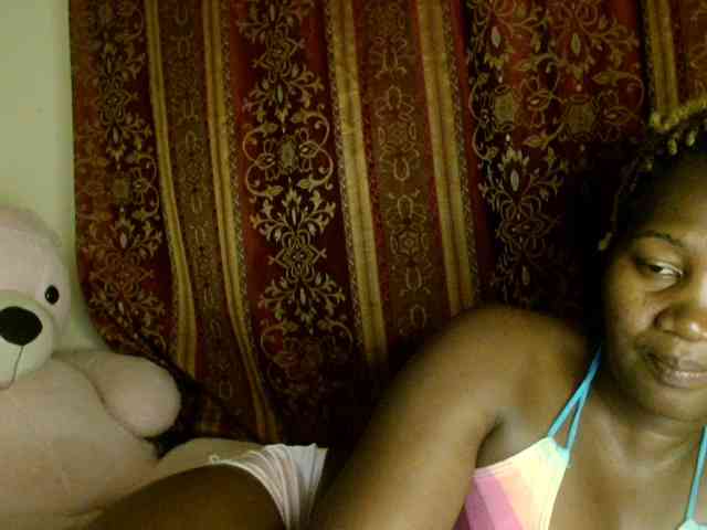 Sexxy-pretty24 webcam