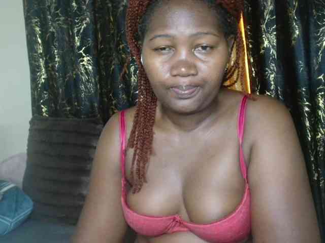 Sexxy-pretty24 webcam