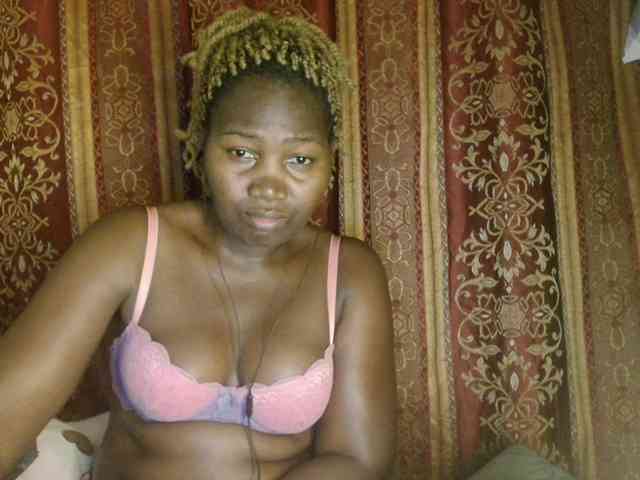 Sexxy-pretty24 webcam