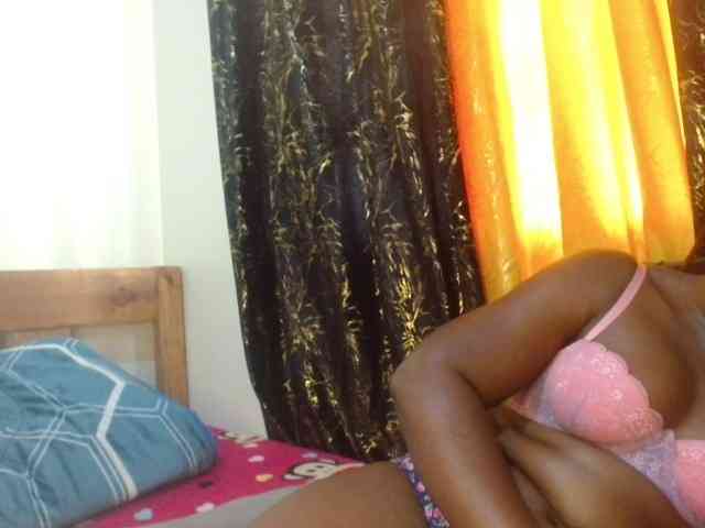 Sexxy-pretty24 Sexxy-pretty24