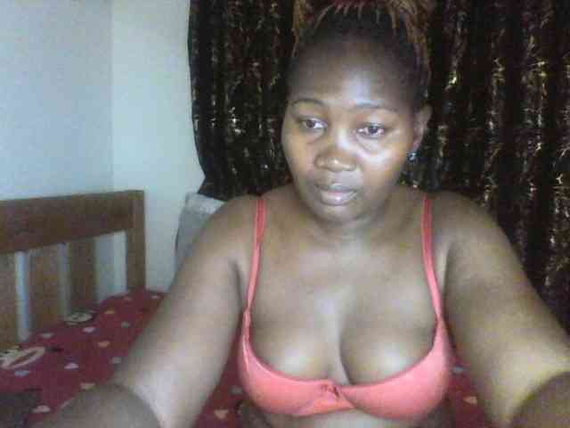 Sexxy-pretty24 webcam