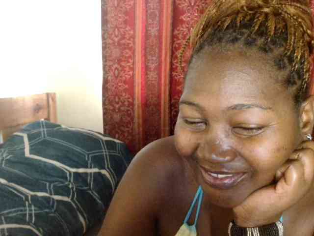 Sexxy-pretty24 webcam