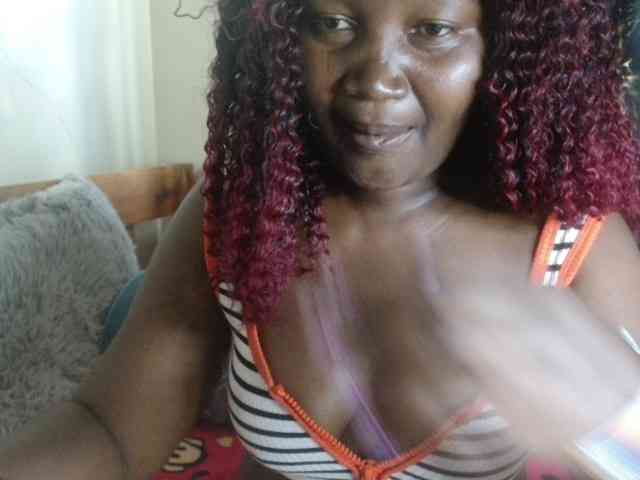 Sexxy-pretty24 webcam