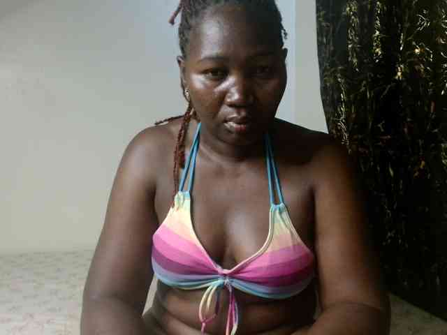 Sexxy-pretty24 webcam