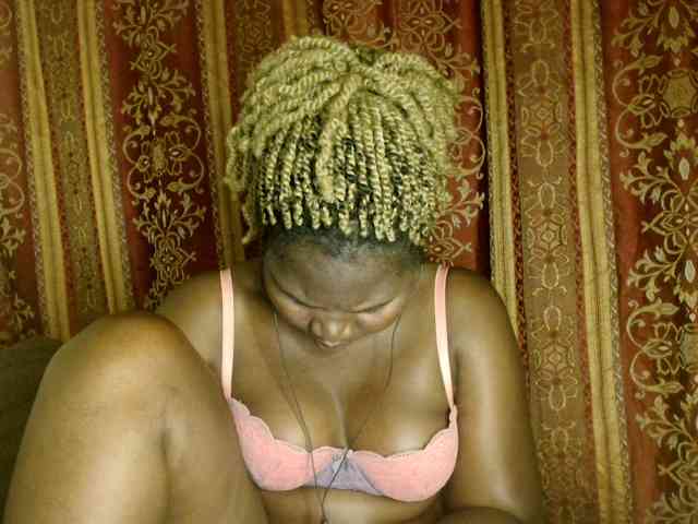 Sexxy-pretty24 webcam