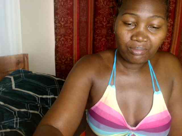 Sexxy-pretty24 webcam