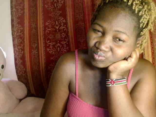 Sexxy-pretty24 webcam