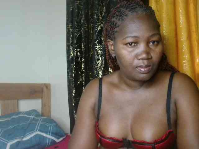 Sexxy-pretty24 webcam