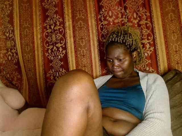 Sexxy-pretty24 webcam
